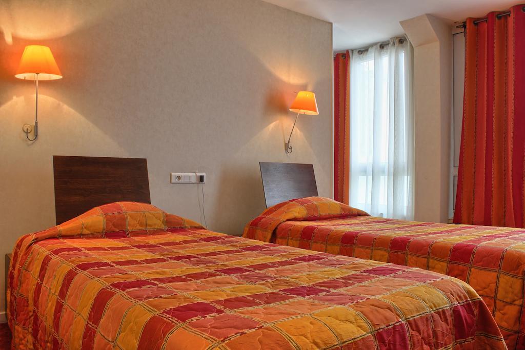 Hotel Pavillon Saint Augustin à Paris Chambre photo
